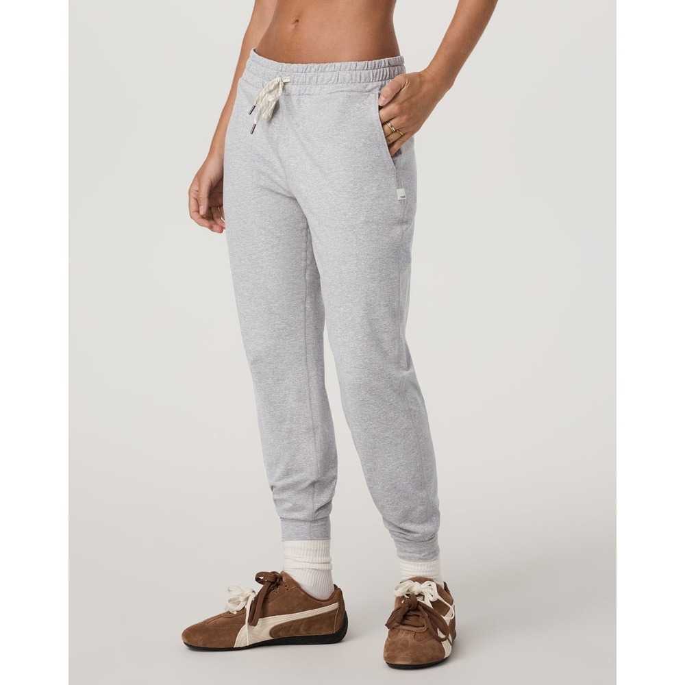 Vuori Performance Jogger Women XL Pale Heather Gray DreamKnit Athleisure Travel